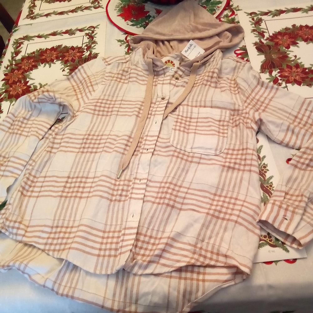 NWT C&C California Shacket - Picture 4 of 13
